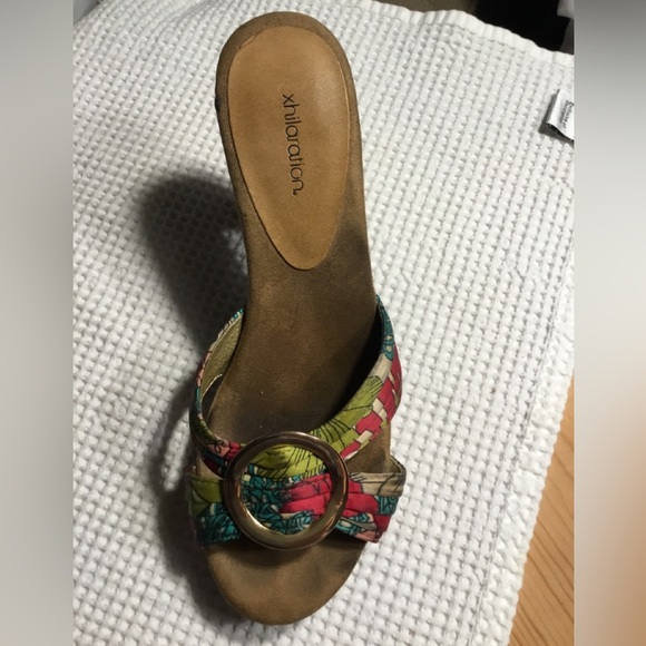 Xhilaration Shoes Womens 7.5 Platform Sandles High Heel Wooden Cloth Colorful - Picture 6 of 9